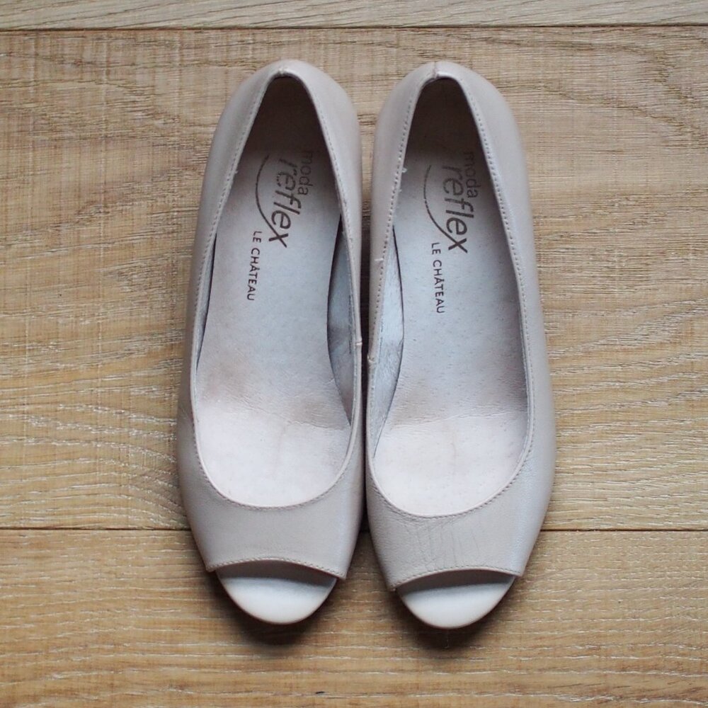 Le Château | Leather Tan Coloured Wedge Sandals